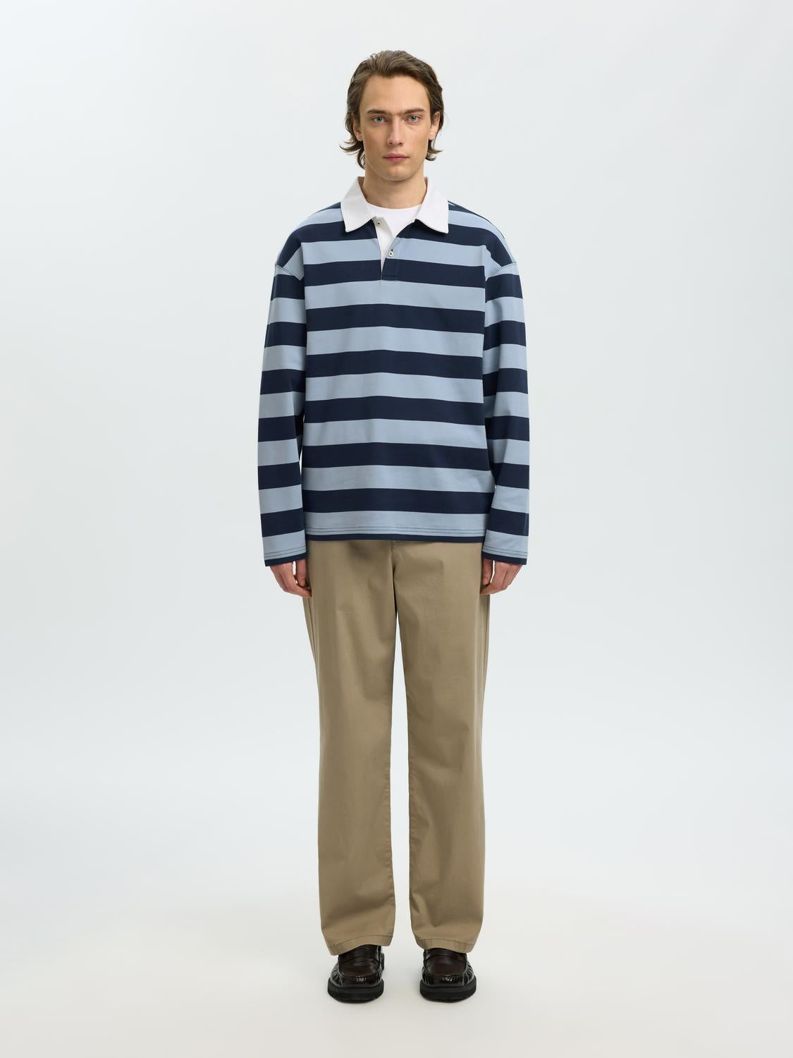model_shot-front_full